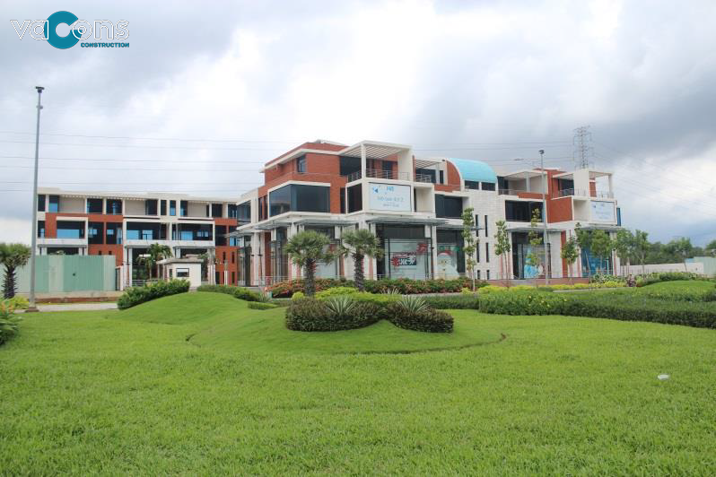 An Tay – HQ The Headquarters