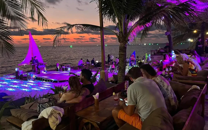 resort biển đẹp 