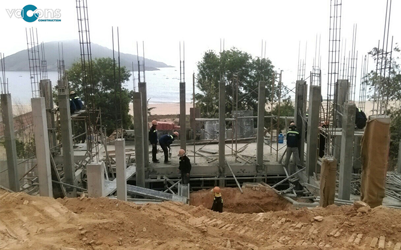 Thi công resort ven đồi